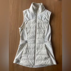 Lululemon Down For It All Vest Sz 2 white/cream